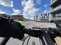 Havnegade er meget bred i forhold til mængden af trafik. Samtidigt er der kun en slidt cykelsti i den ene side. Dvs. bilerne kan ikke se den. Problemerne med havnegade er biler der kører eller parkere på cykelstien, at der ingen cykelsti er på sydsiden og det er en trist gade at færdes på pga. den brede og øde vej. 